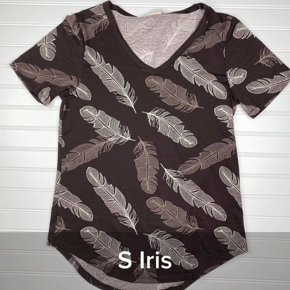 Lularoe Iris Top Feather Print Brown - Size Small